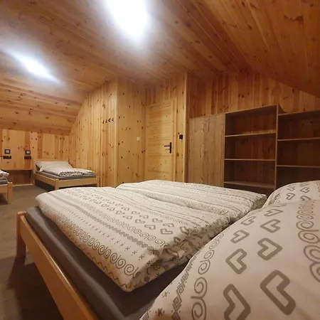 度假居 Hana 迪马诺卡多林纳